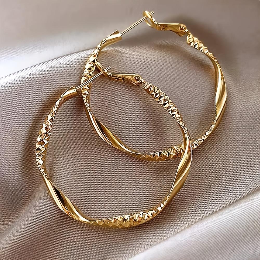Exquisite Round Twist Design Earrings Elegant Metal Gold Silver Color Hoop Earring Jewelry Holiday Party Gifts for Women Girls