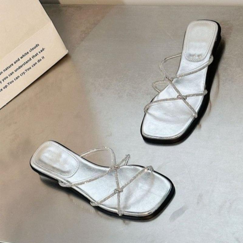 

Модные хрустальные женские тапочки Дизайнерская роскошная обувь на каблуке 2025 Лето Женские сандалии Модные повседневные шлепанцы Платье Sandalias De Mujer 40 серебряный