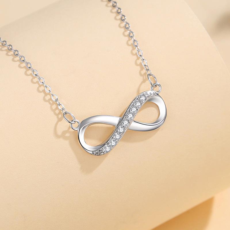 

Elegant Women s S925 Sterling Silver Necklace with Niche Diamond-Set Chain, Non-Fading European & American Style. 925 Sterling Silver