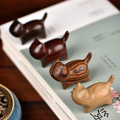 Xuantong Sandalwood Ceramic Cat Qixi Festival Ornament - Creative Gift for Girls