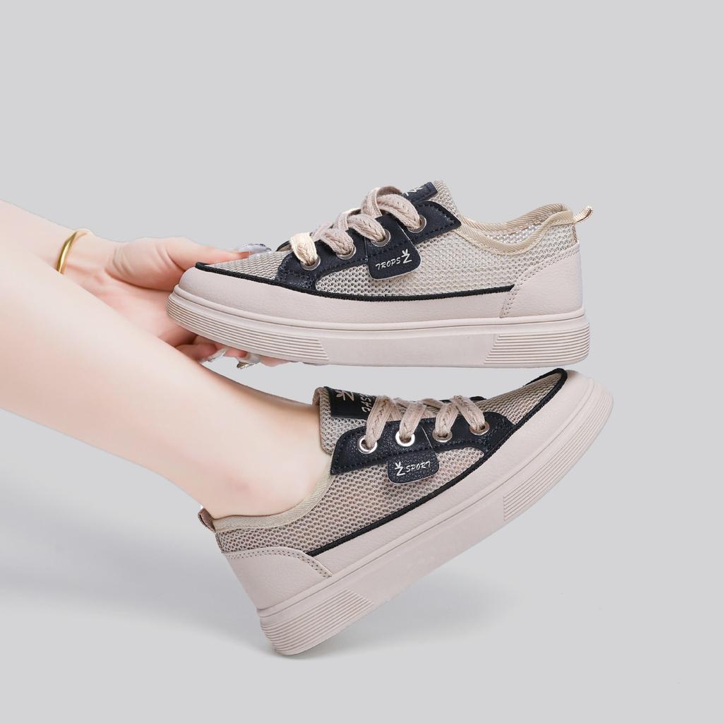 Atmungsaktive Sandalen Damen Mesh Sommer Neu Restgröße Hohle Damenschuhe Modisch Ausländisch Vielseitig Lässig Sportliche Board-Schuhe
