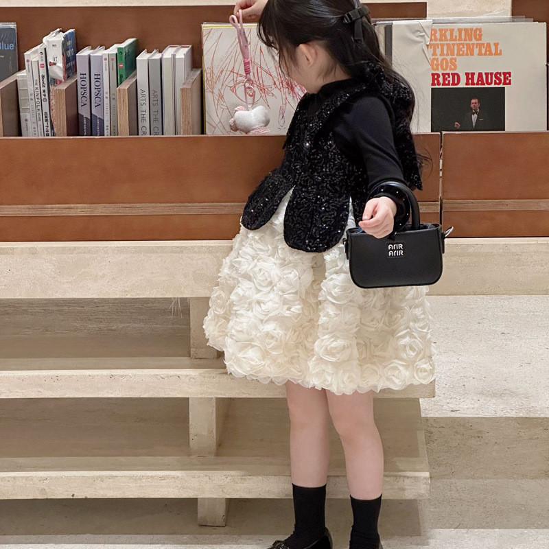 Mini Elegant Lightweight Crossbody Handbag With Fun Letter Design Suitable Bag