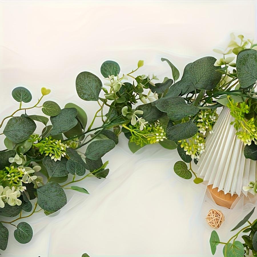 Artificial Eucalyptus Wreath Faux Green Vine Wall Hanging Garland for Indoor Outdoor Home Decor Seasons Holiday Wedding Party