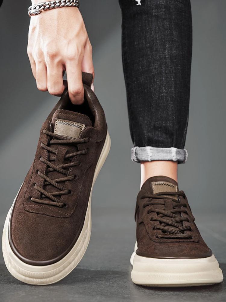 Fashion Plain Lace Up Casual Shoes for Men British Style Young Students Man Shoe Cheap Liquidation Adults Walking Vulcanize Sneakers
