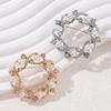 All-Matching Lapel Pins Fashoin Pearls Wreath Brooch Round Pins Elegant Badge Breastpin Decoration Clothes Accessories