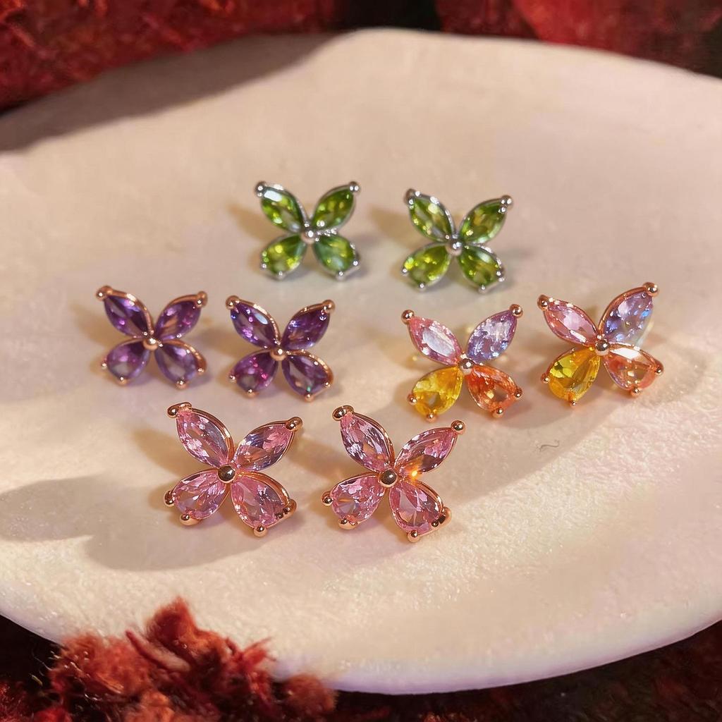Silver Needle Zirconia Water Drop Flower Stud Earrings - Exquisite, Sweet, Fresh, High-End Ear Jewelry.