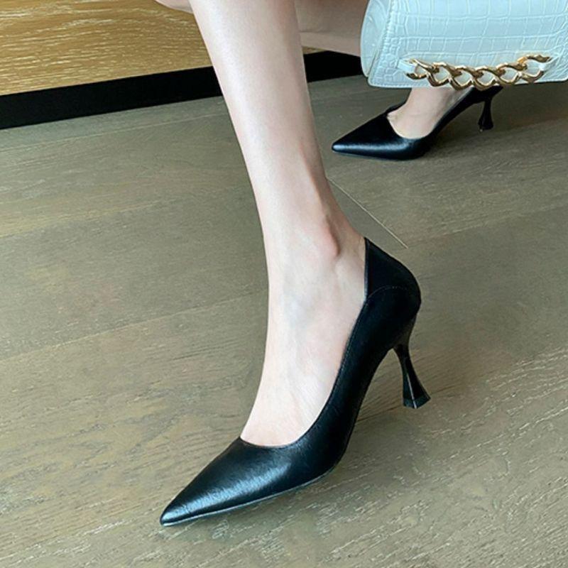 Soft leather high heels women's beige professional single shoes 2025 new spring Korean version versatile girl summer fine heel pointed