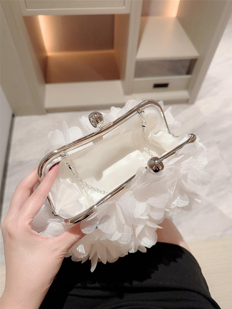 Lady Spring Summer White Wedding Bag Flower Design Romantic Bridal Bag Clutch Prom Bag Party Bag Evening Bag Dress Bag Chain Bag Wine Handbag
