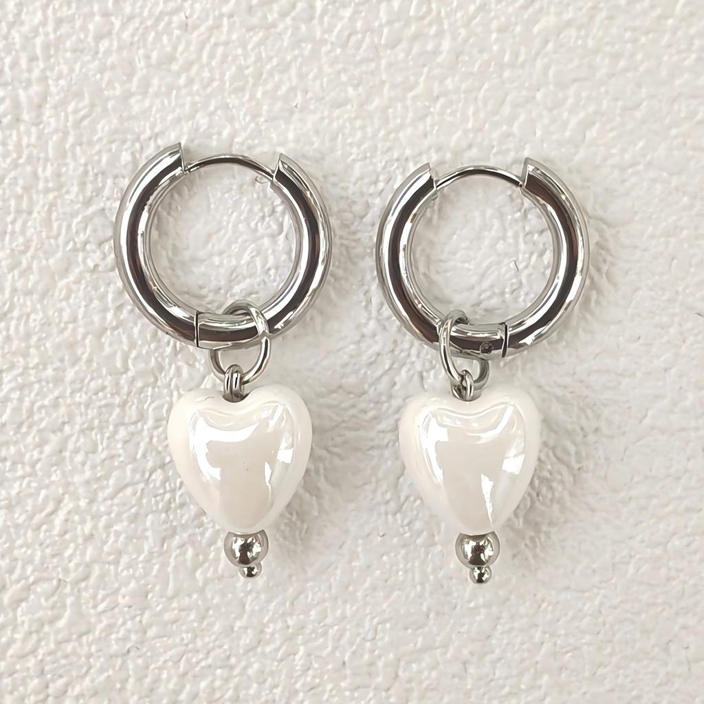 European Baroque Vintage High-end Asymmetrical Gold Color Pearl Earrings for Women Sassy Temperament Elegant Jewelry Party Gifts