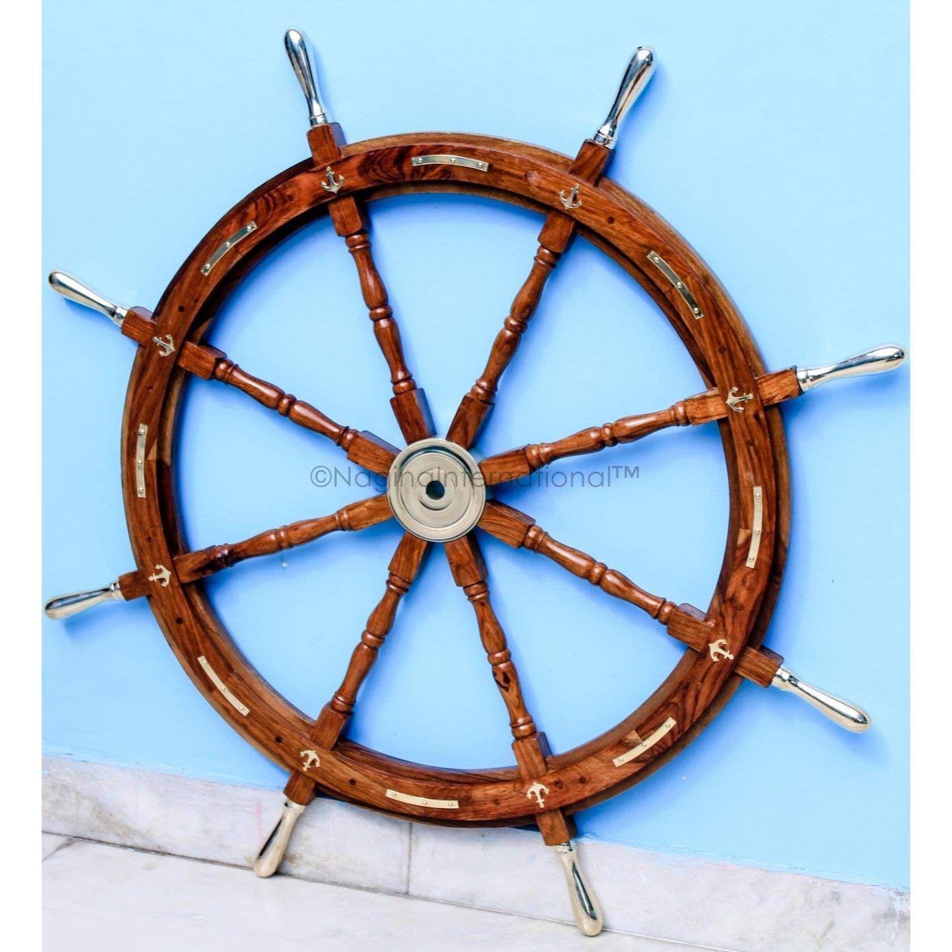 

Премиальный штурвал ручной работы из латуни и дерева | Роскошный подарок, декор | Коллекционные предметы для лодки (42 дюйма, Якорь и полосы с латунными ручками)