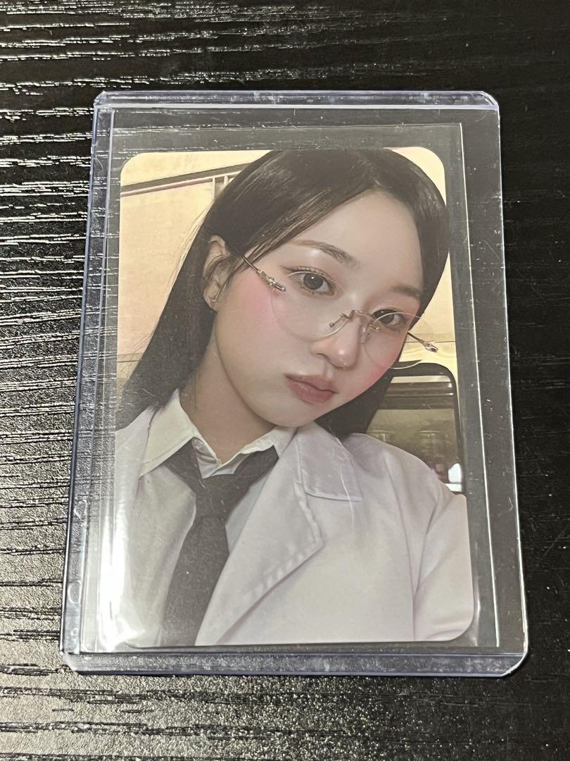 

[USED] nmixx Hyewon Fancon limited trading card 50,000 won