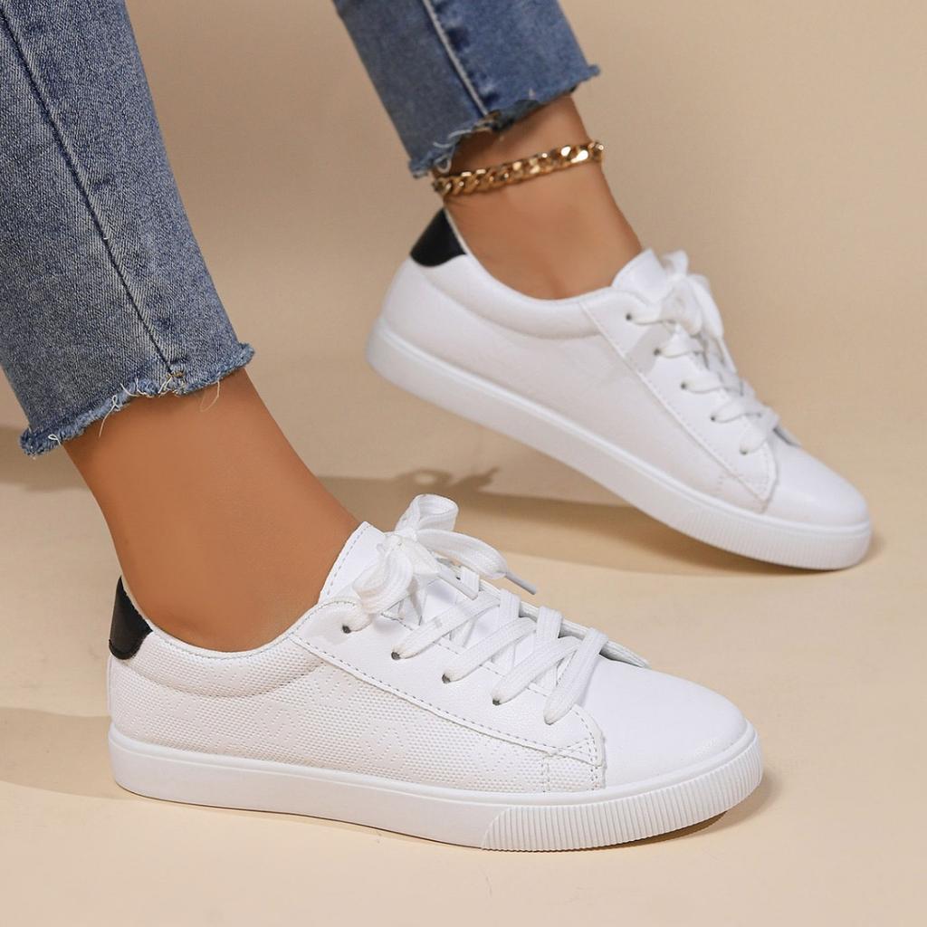 Casual Single Shoes Women's Spring New Fashion Round Head Lace-up Flat Bottom Fashion Large Size Women's Single Shoes