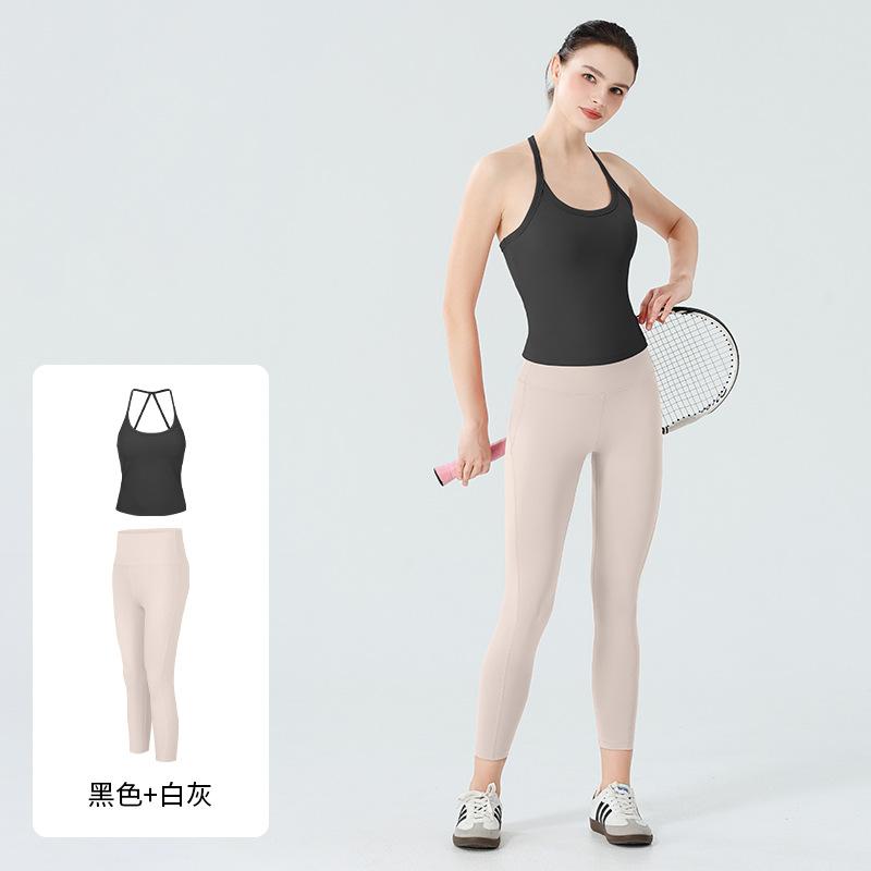 Cross-border Seamless Nude Yoga Fitness Set Women's Quick-drying Clothes, Small Tight Sports Underwear Set Two-piece Set