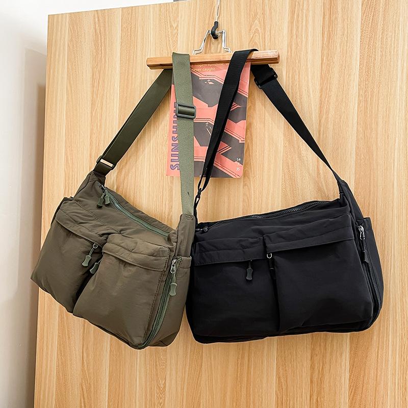 Unisex Large Capacity Tote Bag, Water Resistant Casual All-Match Crossbody Shoulder Bag