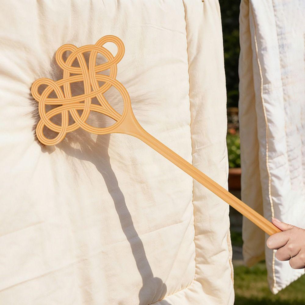 Long Handle Plastic Quilt Beater Lightweight Rug Beater Portable Household Duster  Carpet Cleaning
