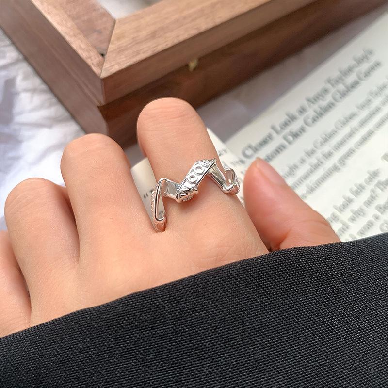 Lan Zhi 924 Sterlingsilber Buchstaben-Design Offener Ring - Nicht verblassend, Modisch und Einzigartig