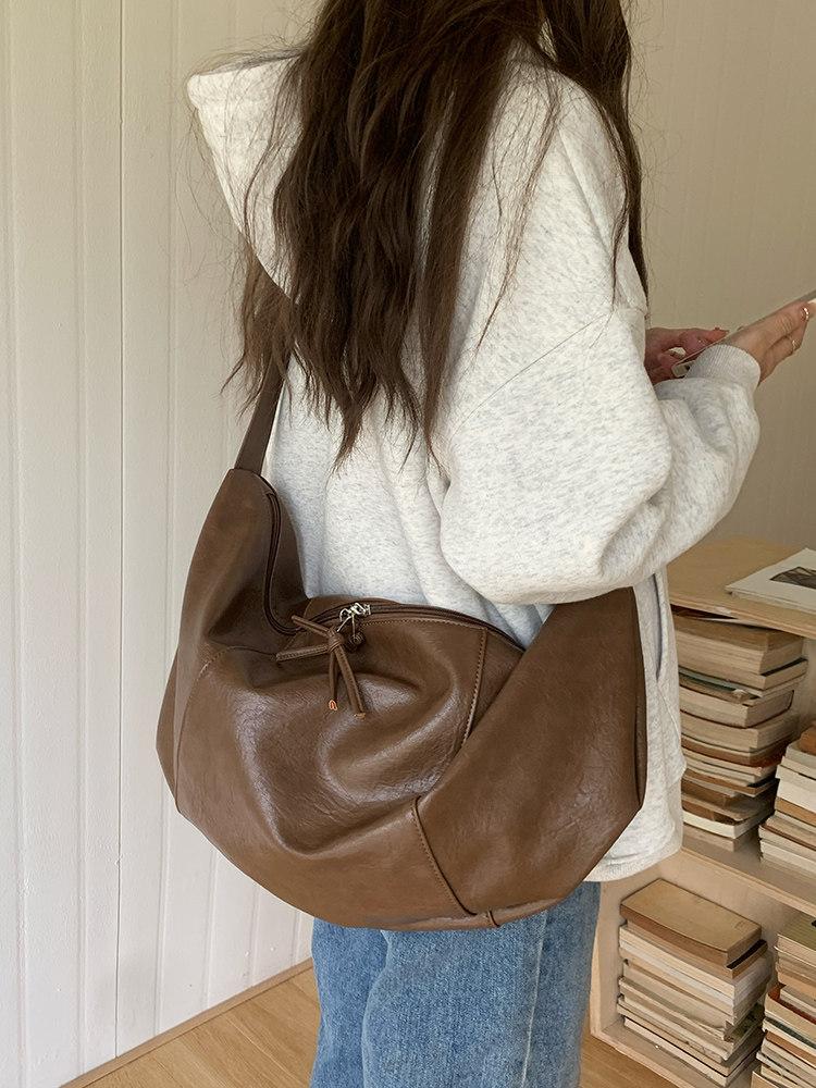 

Retro Soft PU Leather Women s Hobos Shoulder Bags Large Capacity Female Dumpling Bag Simple Casual Crossbody Bag Tote Handbags