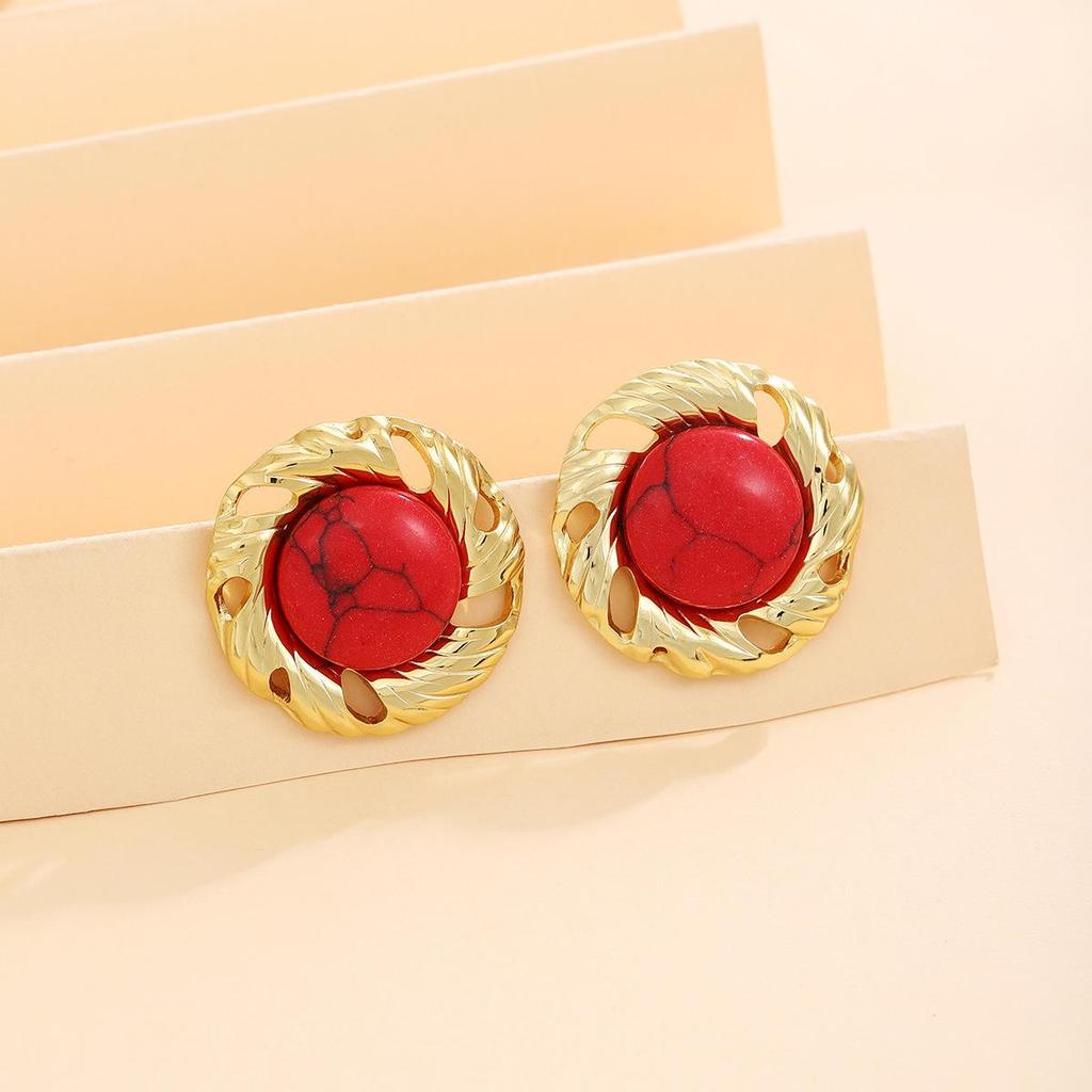 Vintage Cat Eye Textured Sunflower Stud Earrings – Luxury Geometric Metal Style for Women