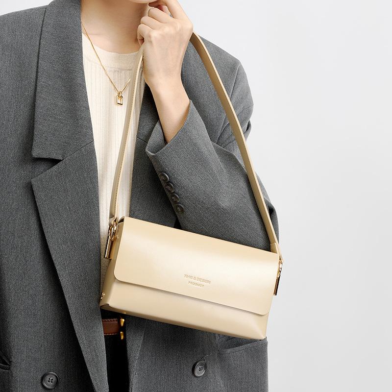 Chain simple small square bag portable shoulder armpit bag leather commuter versatile women's messenger bag