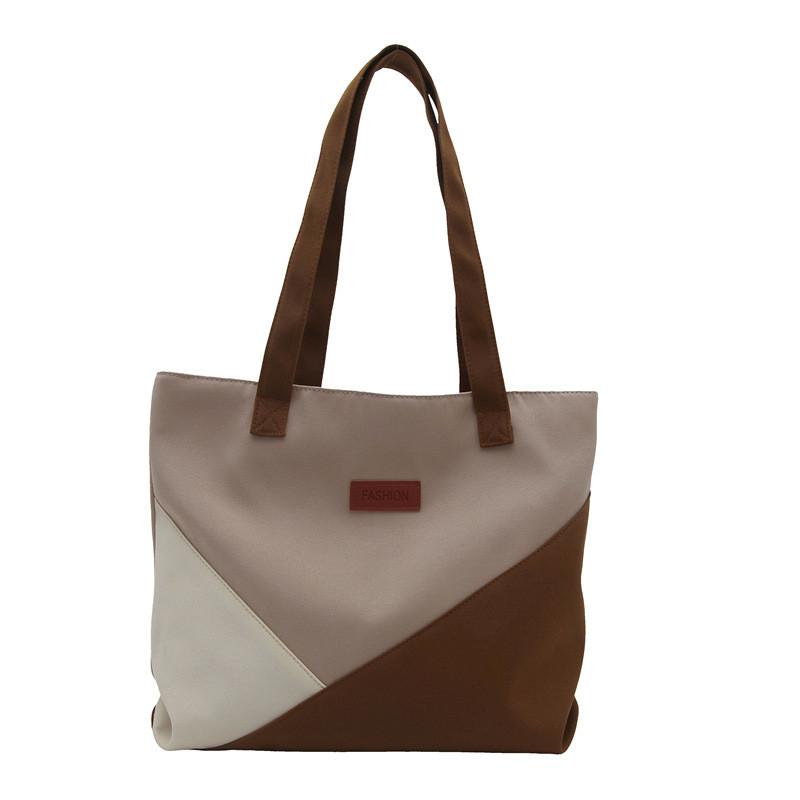 Fashion Large Capacity Tote Bag For Women With Detail And Polyester Interior For Daily Use
