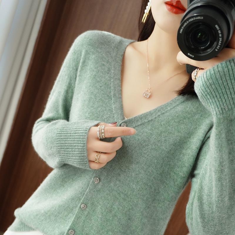 New Spring/Summer V-Neck Loose Plus Size Thin Knit Long Sleeve Cardigan Sweater Set