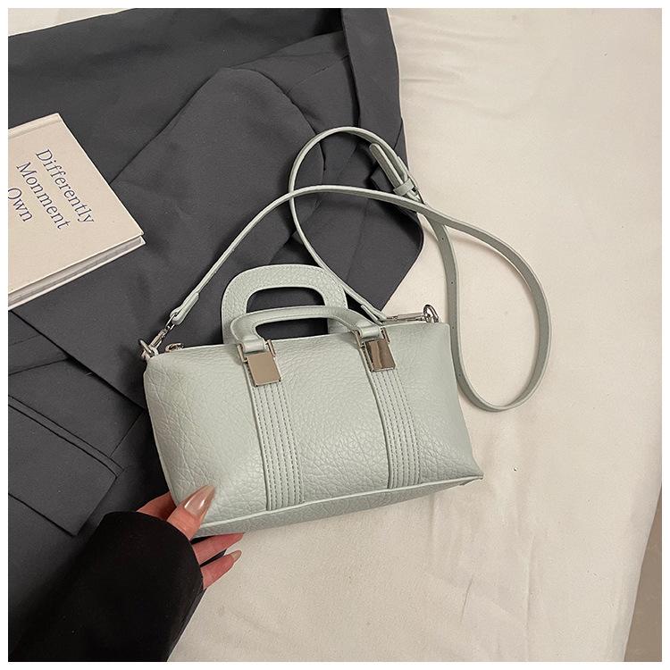 High-end small bag women's 2025 new spring and summer versatile messenger bag fashionable portable small square bag