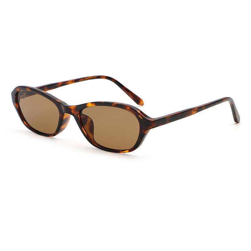 Luxurious Cat Eye Oval UV Protection Sunglasses for Men & Women