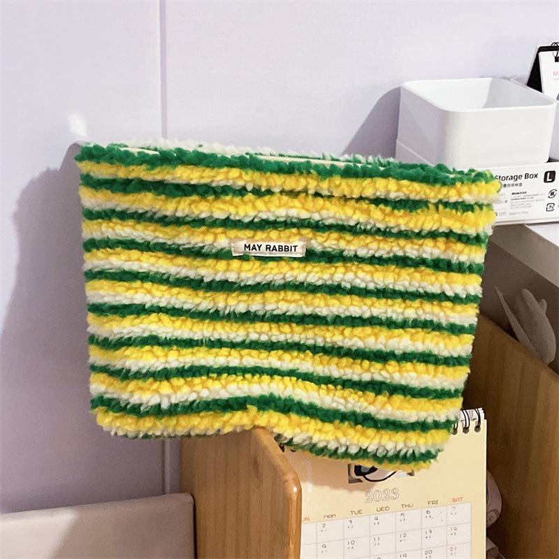 Neue Bunte Gestreifte Plüsch-Clutch Kosmetiktasche Tragbare Make-up-Tasche Kulturtasche Reise Outdoor Make-up-Organizer