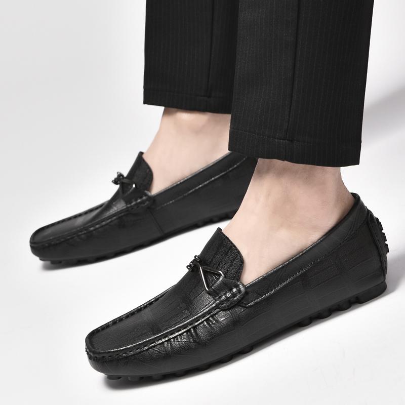 Handmade Soft Men's Leather Slip On Flats Elegantes Male Driving Loafers Classic Wedding Dress Moccasins Outdoor Business Shoes