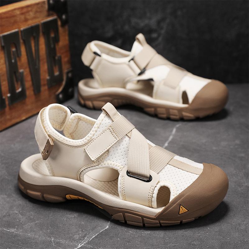 Summer Men Sandals Handmade Leather Hiking Outdoor Beach Shoes Fashion and Casual Sandals Men's Summer Shoes Sandals