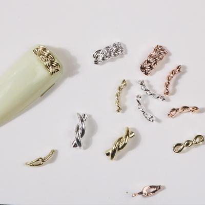 20 st Nagelkonstdekor Utsökt Form DIY Hög Hållbarhet Delikat Glans Guld Silver Twistkedja Ornament Skönhetstillbehör