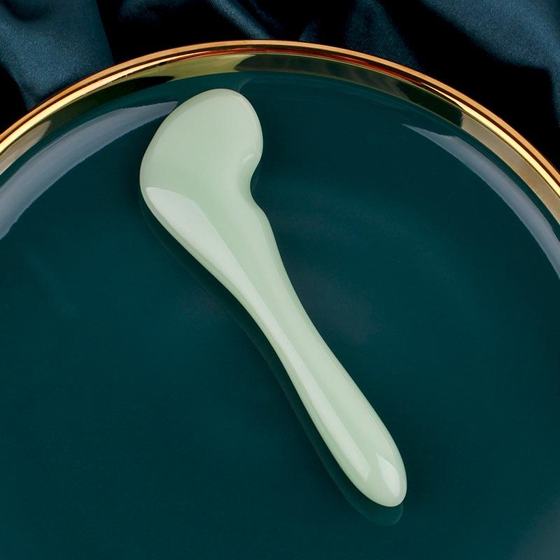 Heart-Shaped Gua Sha & Facial Roller Massage Set