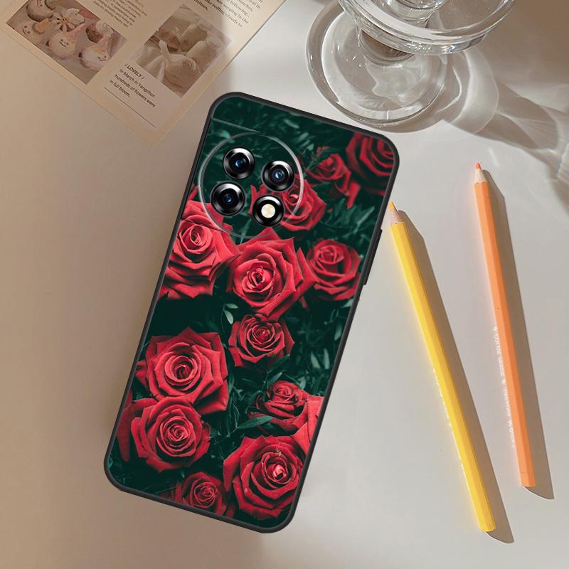 Bright Red Roses Flowers Funda For OnePlus 13R 13 12 R 11 9 10 Pro 8T 9RT 10T OnePlus Nord CE 2 3 4 Lite N20 N30 Case