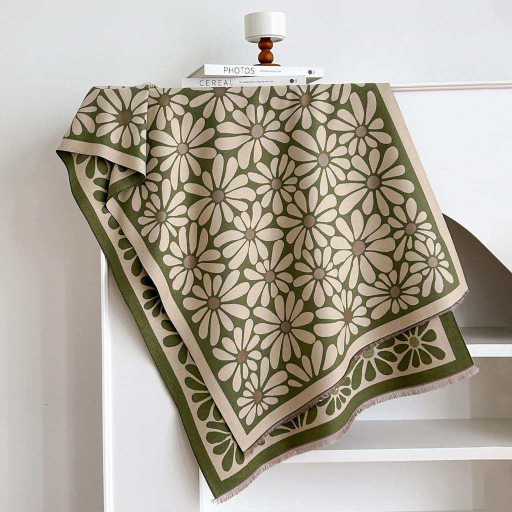 Age-Reducing Flower Imitation Cashmere Scarf Temperament Versatile Warm Shawl Beautiful Girl Scarf