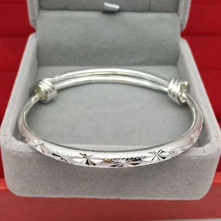 Silver-Plated Star-Studded Women's Bracelet - Fashionable, Elegant, and Versatile Design