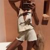 Ensemble débardeur sans manches en maille blanche à col en V plongeant et short