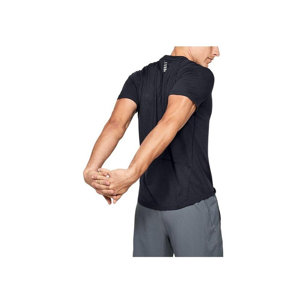 Under Armour Tricou Swyft Running Bărbați Topuri Negru 1347412-001