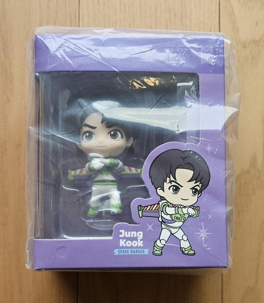 [USED] BTS Jung Kook Space Ranger Figure