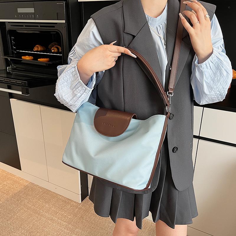 New summer commuting large-capacity tote bag women's slack niche contrasting color splicing women's backpack