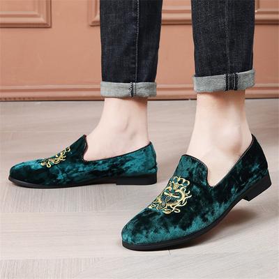 Neue Mode Lässige Kleiderschuhe für Herren Spitz Stickmuster Slipper Loafer Hochzeit Formelle Schuhe Zapatos Hombre