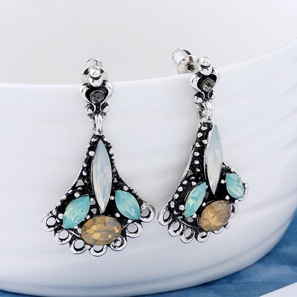 Elegant European Zirconia Water Drop Earrings for Women - Luxury Bridal Studs