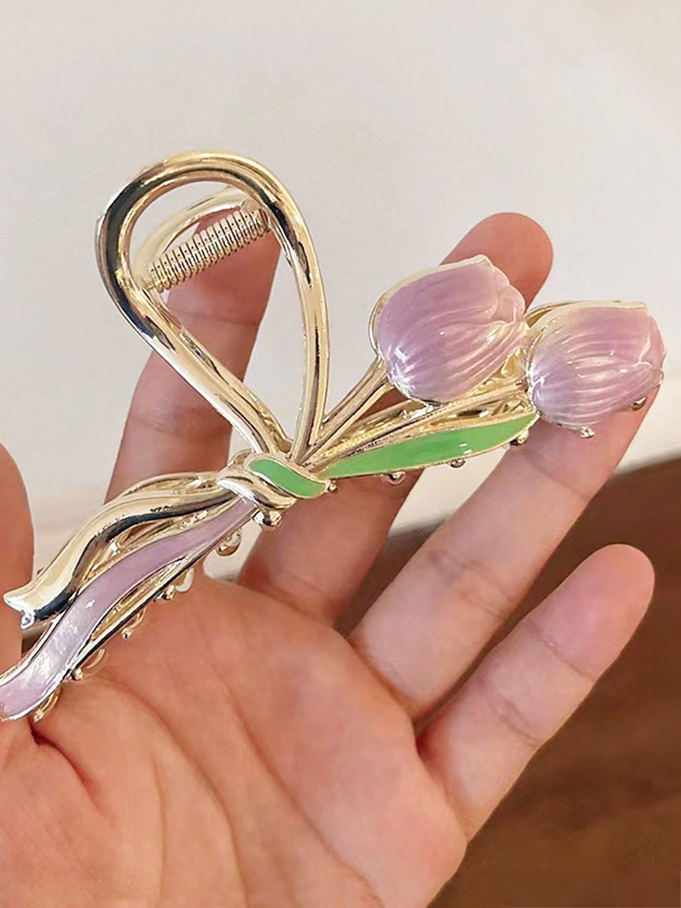 

1Pcs Fashion Purple Tulip Flowers Hair Claws For Women Girls Party Ponytail Holder Hair Accessories