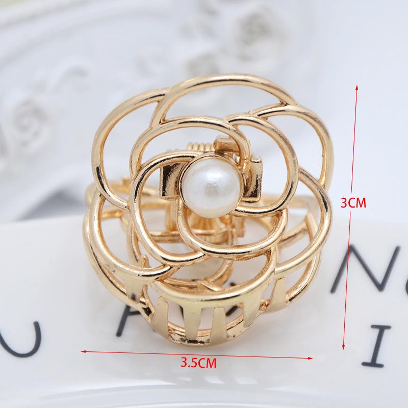 INS Minimalist Metal Claw Hairpin: Small & Medium Retro Hair Clip for European & American Styles, Korean Headwear
