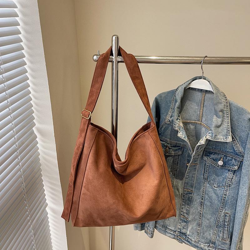 Retro Minimalist Large Capacity Underarm/ Crossbody Tote Bag for Commute коричневый