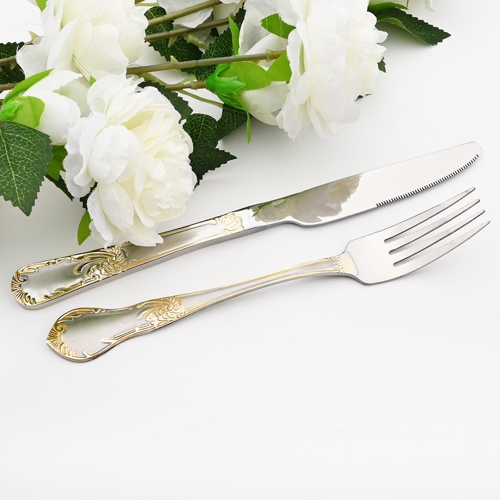 16Pcs Vintage Carved Gold Cutlery Set Western Stainless Steel Dinnerware 4 Colors Flatware Spoon Knife Fork Tableware Kitchen Silverware