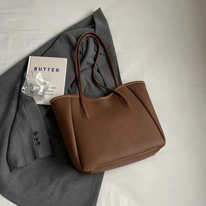 Women's Travel Bag for Autumn and Winter High-end Retro and Versatile Maillard Single Shoulder Large Capacity Bag Sac