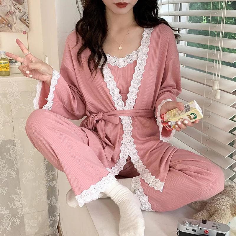 Stillpyjama aus Spitze aus Baumwolle, elegantes, lockeres Pyjama-Set, 3-teiliges Set für den Schlaf zu Hause in der Schwangerschaft