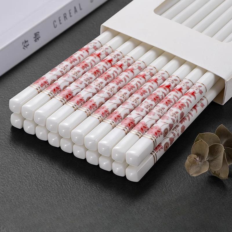 Kreative Rosen-Keramik-Essstäbchen für den Heimgebrauch, Hochwertige antibakterielle und schimmelresistente Keramik-Essstäbchen, Chinesisches Geschirr