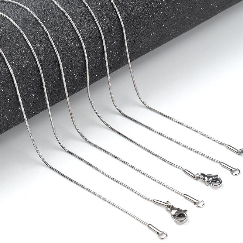 

5pcs/Lot Stainless Steel Snake Chain Round Shape Chains Gold Color for Jewelry Making DIY Necklace Gifts Pendant Accessories