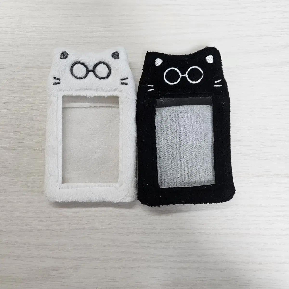 

Seventeen Wonwoo Eyeglass Photo Card Holder Sell